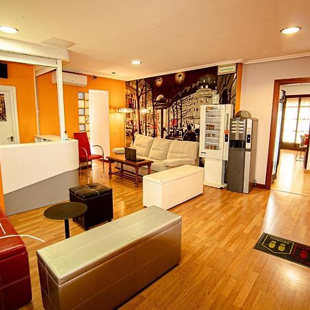 Residencia Salamanca Universitaria Hotel Exterior photo